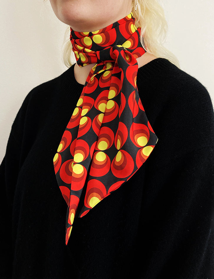 Circles scarf