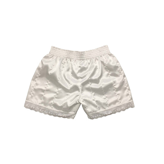 White shorts with lace edges
